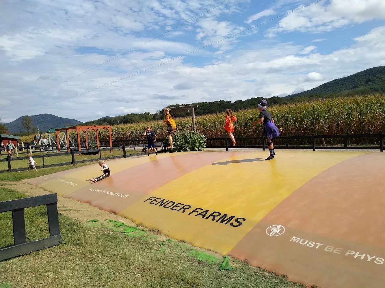 Fender's Farm & Corn Maze pumpkin patch and fall festival in Jonesborough, TN