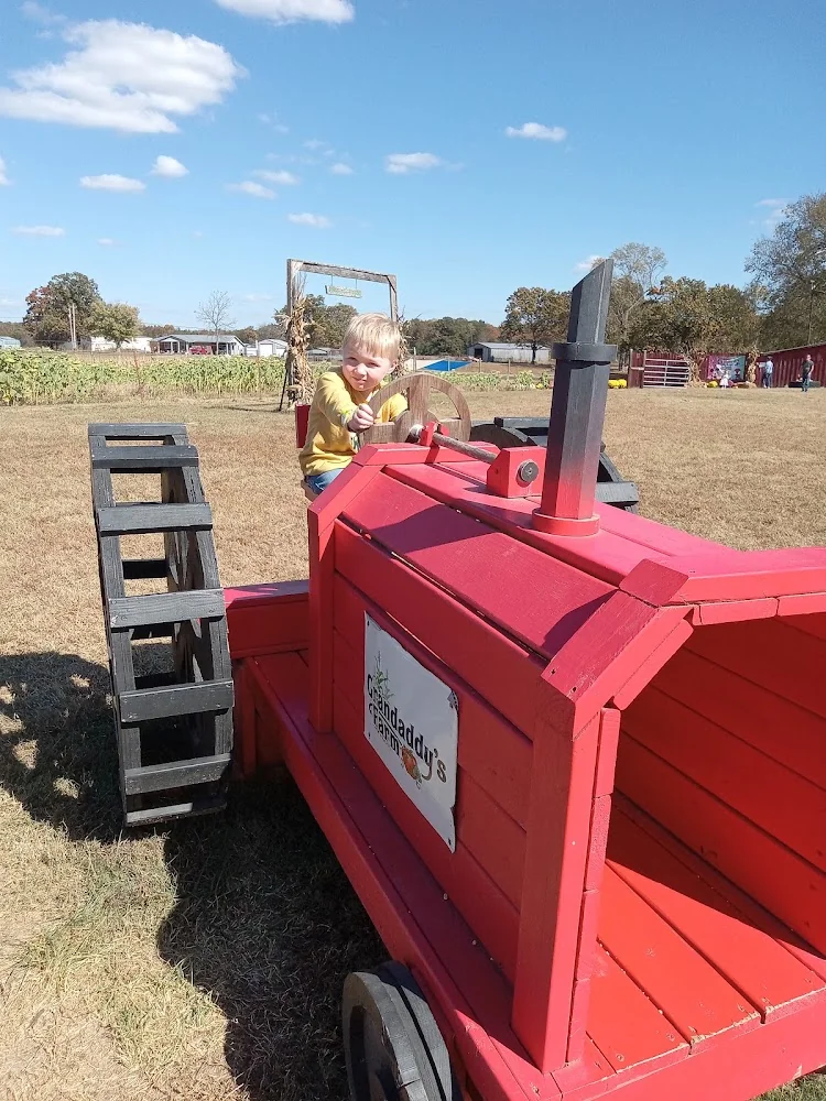 Grandaddy's Farm pumpkin patch and fall festival in Estill Springs, TN