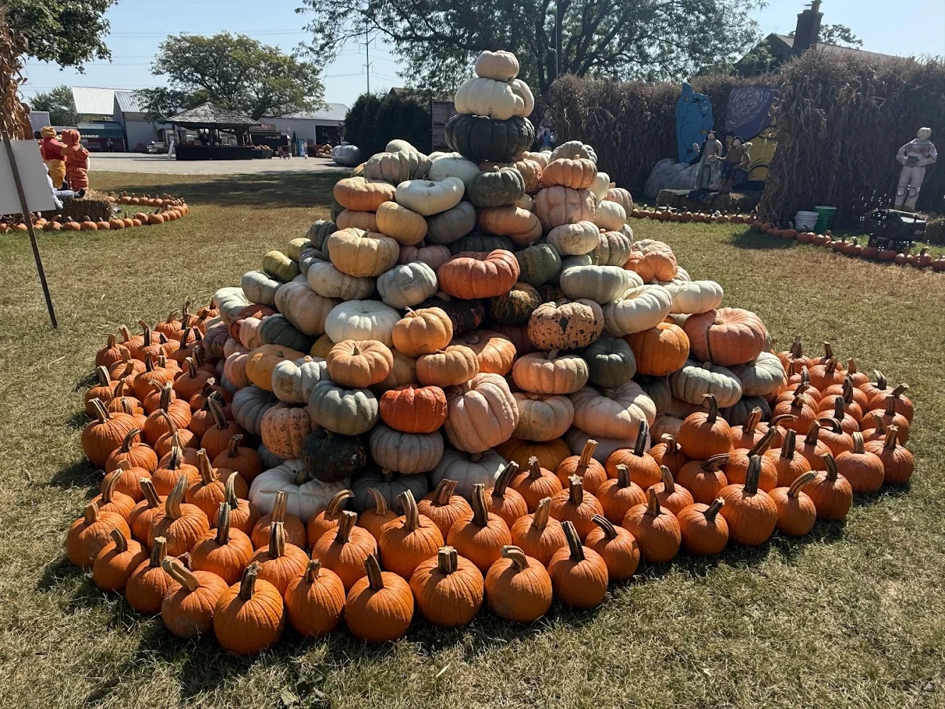 Jerry Smith Pumpkin Farm pumpkin patch and fall festival in Kenosha, WI